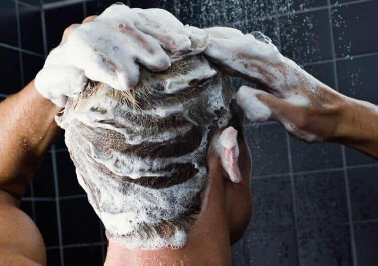 Shampoing homme en mars 2025